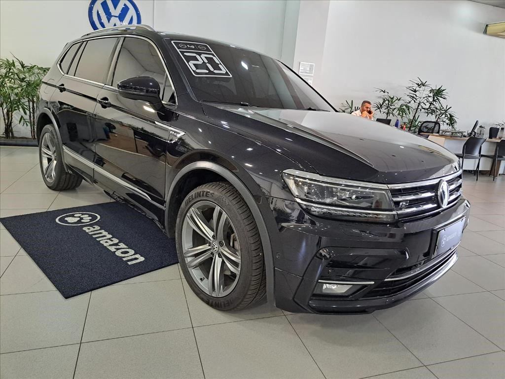 //www.autoline.com.br/carro/volkswagen/tiguan-allspace-20-350-tsi-r-line-16v-gasolina-4p-4x4-turbo-d/2020/sao-paulo-sp/23670617