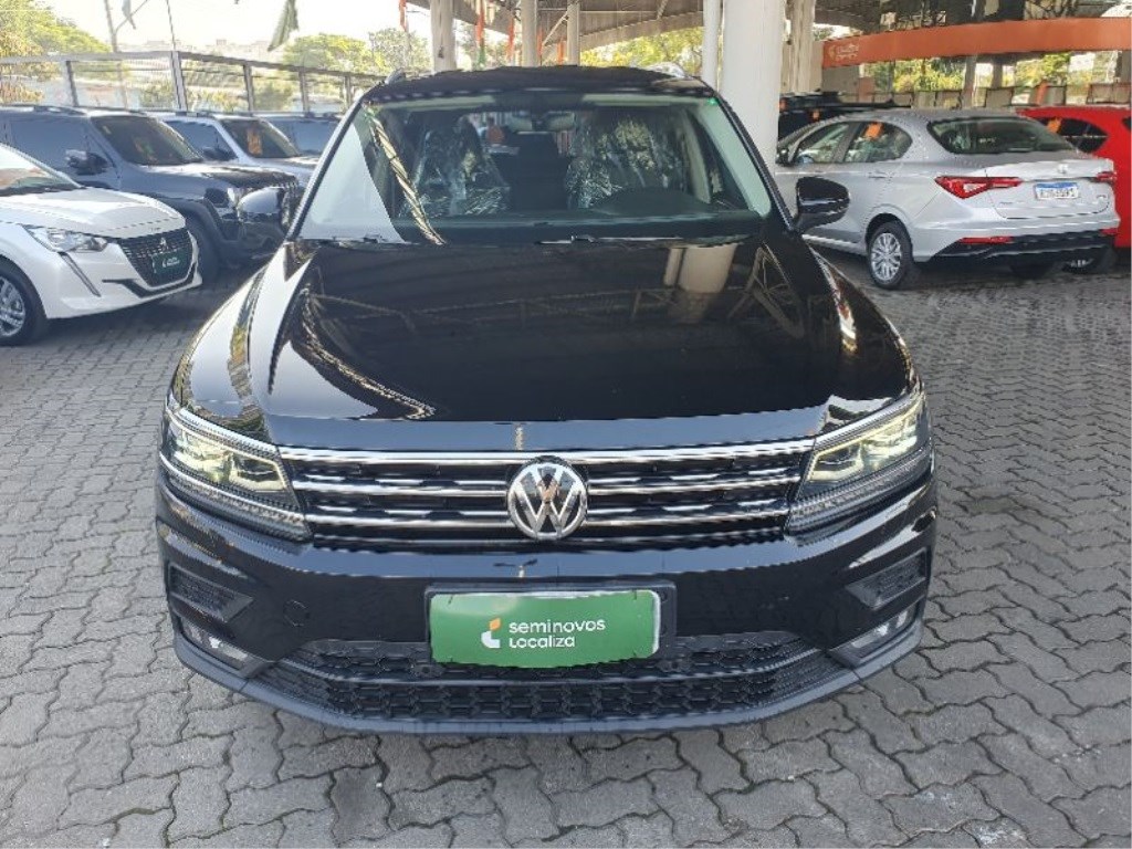 //www.autoline.com.br/carro/volkswagen/tiguan-allspace-14-250-tsi-comfortline-16v-flex-4p-turbo-auto/2019/sao-paulo-sp/24204442