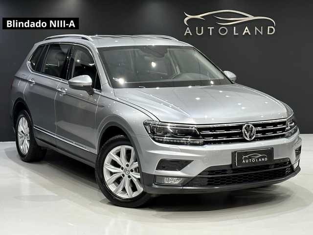 //www.autoline.com.br/carro/volkswagen/tiguan-allspace-14-250-tsi-comfortline-16v-flex-4p-turbo-auto/2019/sao-paulo-sp/24836139