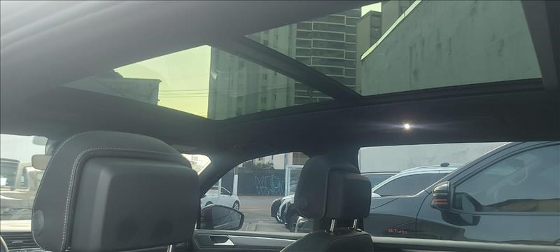 //www.autoline.com.br/carro/volkswagen/tiguan-allspace-20-350-tsi-r-line-16v-gasolina-4p-4x4-turbo-a/2018/sao-paulo-sp/24941370