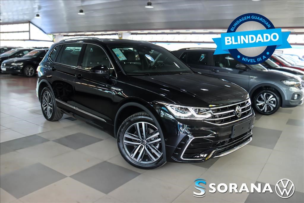 //www.autoline.com.br/carro/volkswagen/tiguan-allspace-20-300-tsi-r-line-16v-gasolina-4p-turbo-autom/2024/sao-paulo-sp/24967894