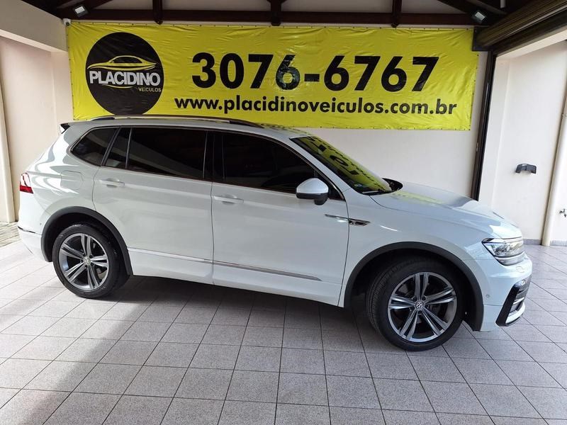 //www.autoline.com.br/carro/volkswagen/tiguan-allspace-20-350-tsi-r-line-16v-gasolina-4p-4x4-turbo-a/2019/curitiba-pr/25011797