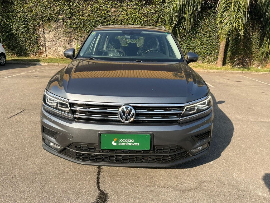 //www.autoline.com.br/carro/volkswagen/tiguan-allspace-14-250-tsi-comfortline-16v-flex-4p-turbo-auto/2019/sao-paulo-sp/25020296