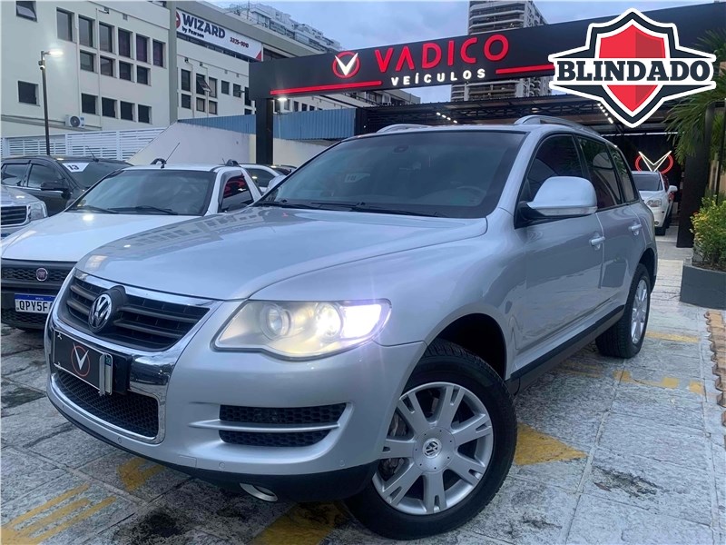 //www.autoline.com.br/carro/volkswagen/touareg-36-v6-24v-gasolina-4p-4x4-tiptronic/2009/itaguai-rj/24873366