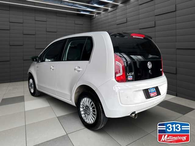 //www.autoline.com.br/carro/volkswagen/up-10-move-12v-flex-4p-manual/2017/santos-sp/19702179