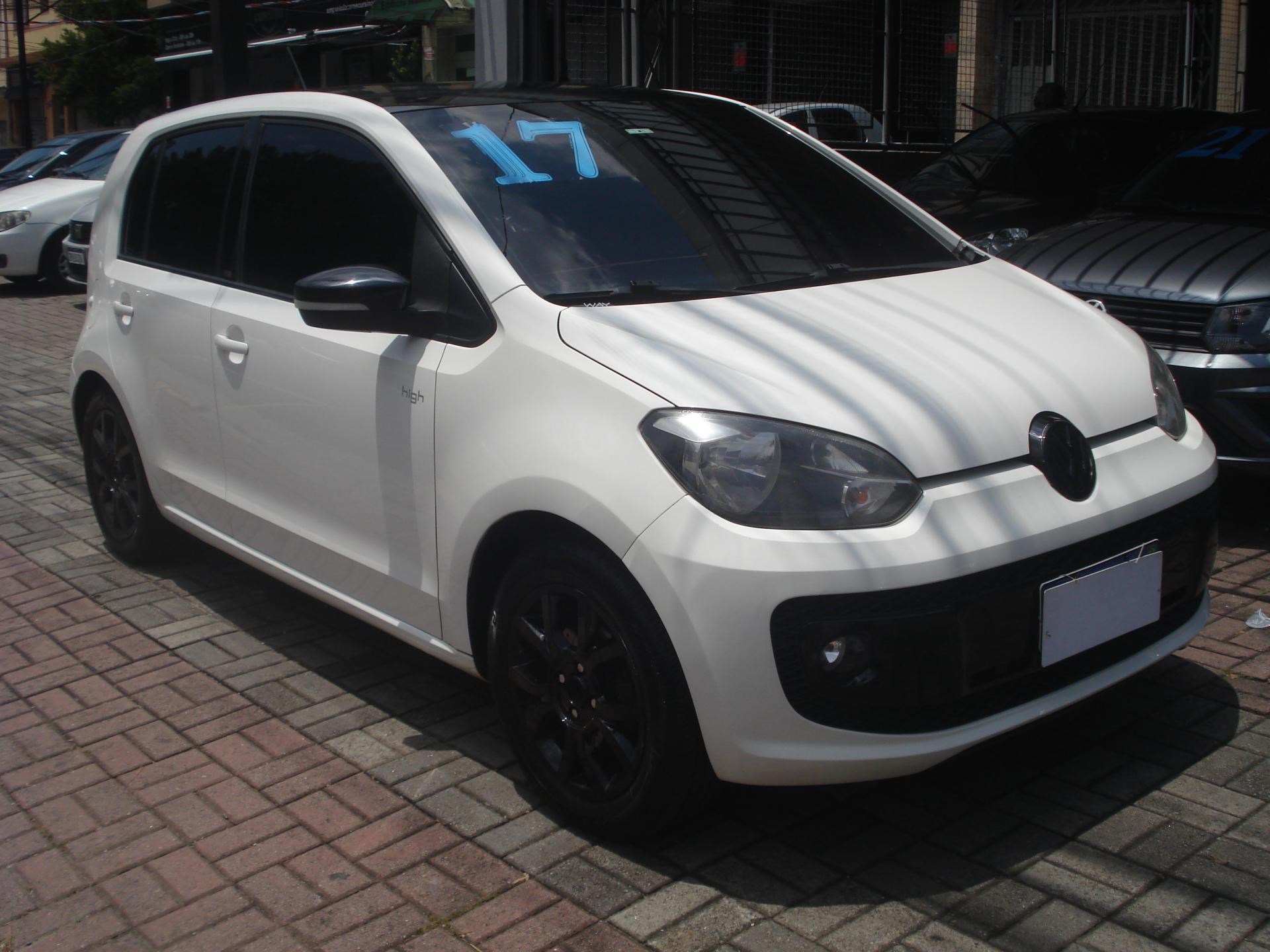 //www.autoline.com.br/carro/volkswagen/up-10-tsi-high-12v-flex-4p-turbo-manual/2017/sao-paulo-sp/23506547