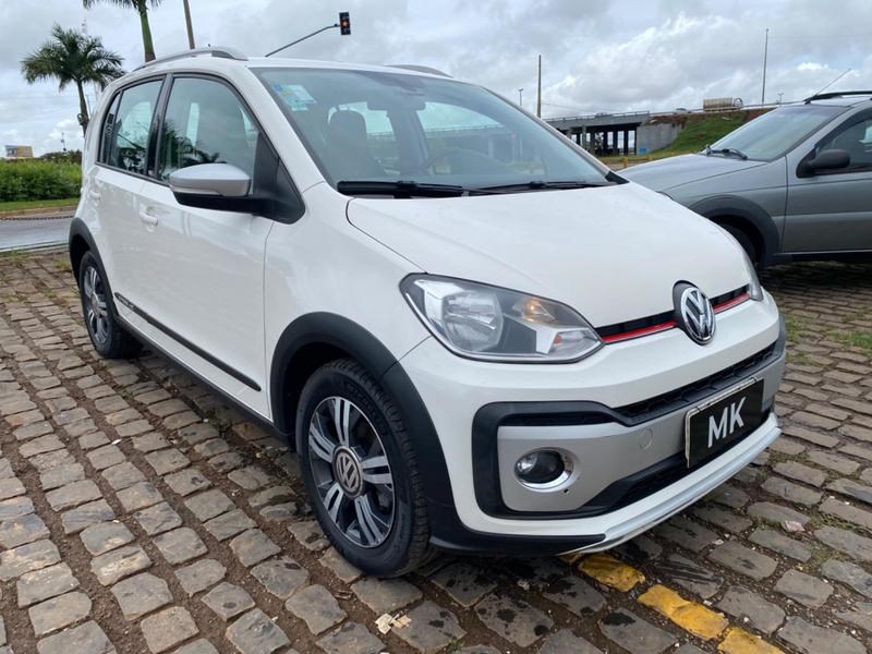 //www.autoline.com.br/carro/volkswagen/up-10-move-12v-flex-4p-manual/2019/brasilia-df/23608727