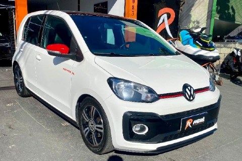 //www.autoline.com.br/carro/volkswagen/up-10-tsi-pepper-12v-flex-4p-turbo-manual/2019/cajamar-sp/23807977