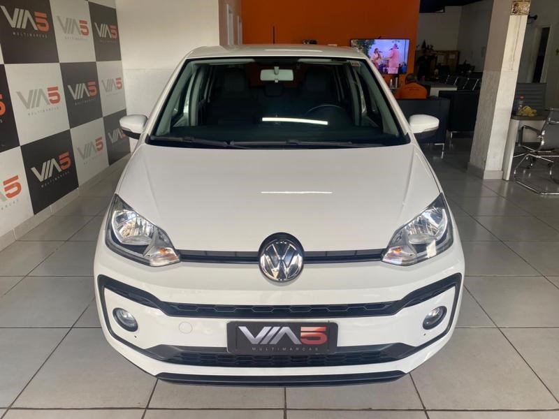 //www.autoline.com.br/carro/volkswagen/up-10-move-12v-flex-4p-manual/2018/brasilia-df/24294837