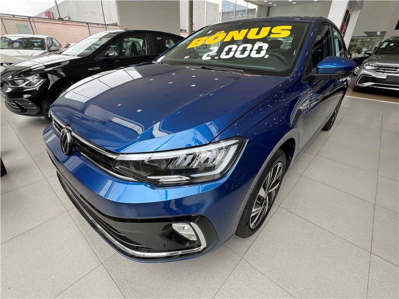 //www.autoline.com.br/carro/volkswagen/virtus-10-200-tsi-highline-12v-flex-4p-turbo-automat/2023/sao-paulo-sp/23594628