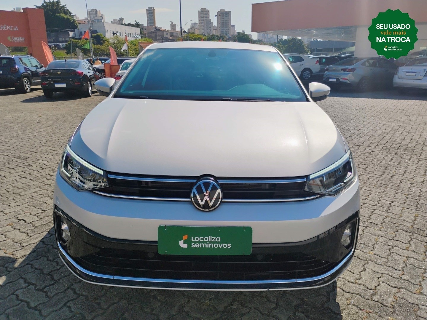 //www.autoline.com.br/carro/volkswagen/virtus-10-200-tsi-highline-12v-flex-4p-turbo-automat/2023/sao-paulo-sp/24473656