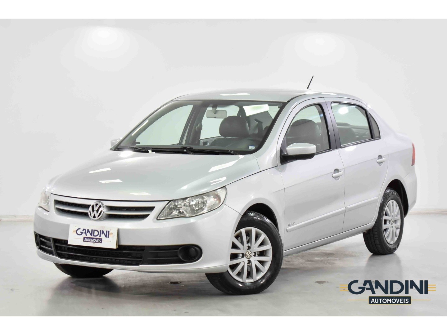 //www.autoline.com.br/carro/volkswagen/voyage-10-8v-flex-4p-manual/2012/belo-horizonte-mg/23504747
