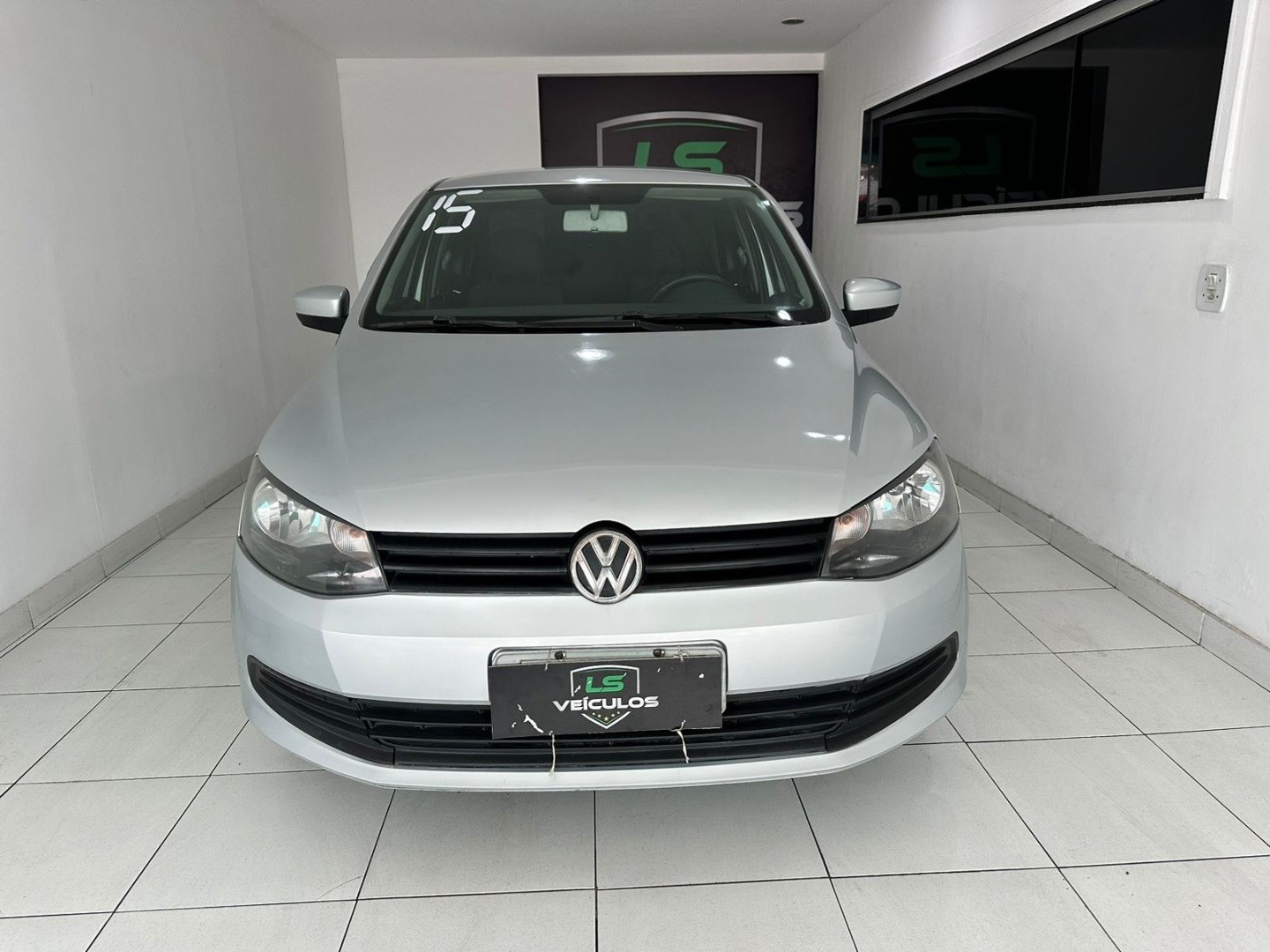 //www.autoline.com.br/carro/volkswagen/voyage-16-city-8v-flex-4p-manual/2015/araruama-rj/23572843