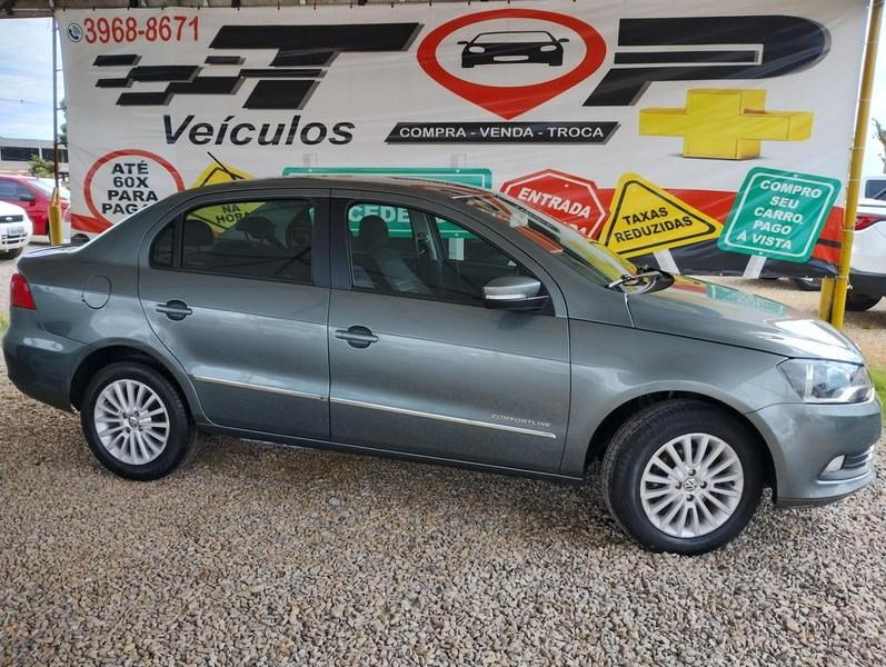 //www.autoline.com.br/carro/volkswagen/voyage-16-8v-flex-4p-manual/2013/brasilia-df/23686914