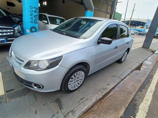 //www.autoline.com.br/carro/volkswagen/voyage-16-comfortline-8v-flex-4p-manual/2012/sao-jose-do-rio-preto-sp/23766765