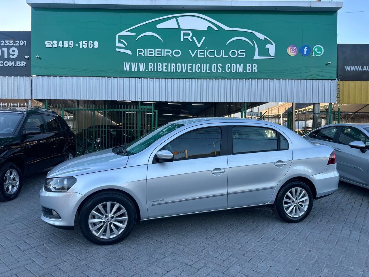 //www.autoline.com.br/carro/volkswagen/voyage-16-highline-8v-flex-4p-manual/2015/cachoeirinha-rs/24528509