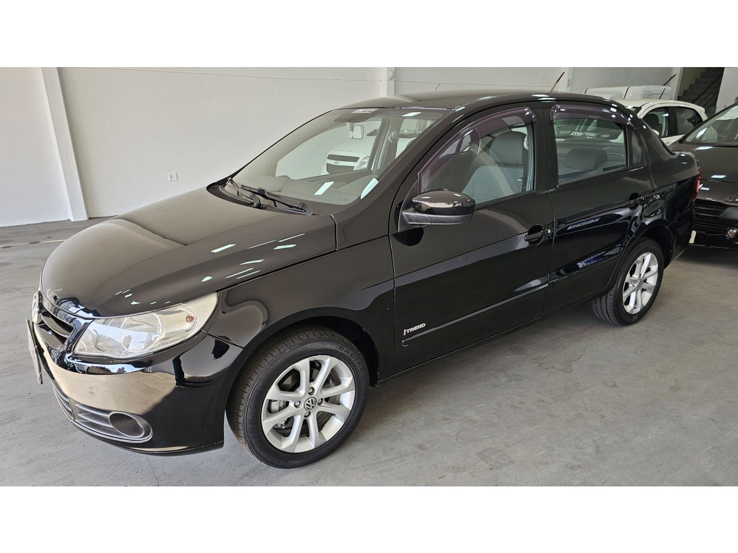 //www.autoline.com.br/carro/volkswagen/voyage-16-city-8v-flex-4p-manual/2013/franca-sp/24897488