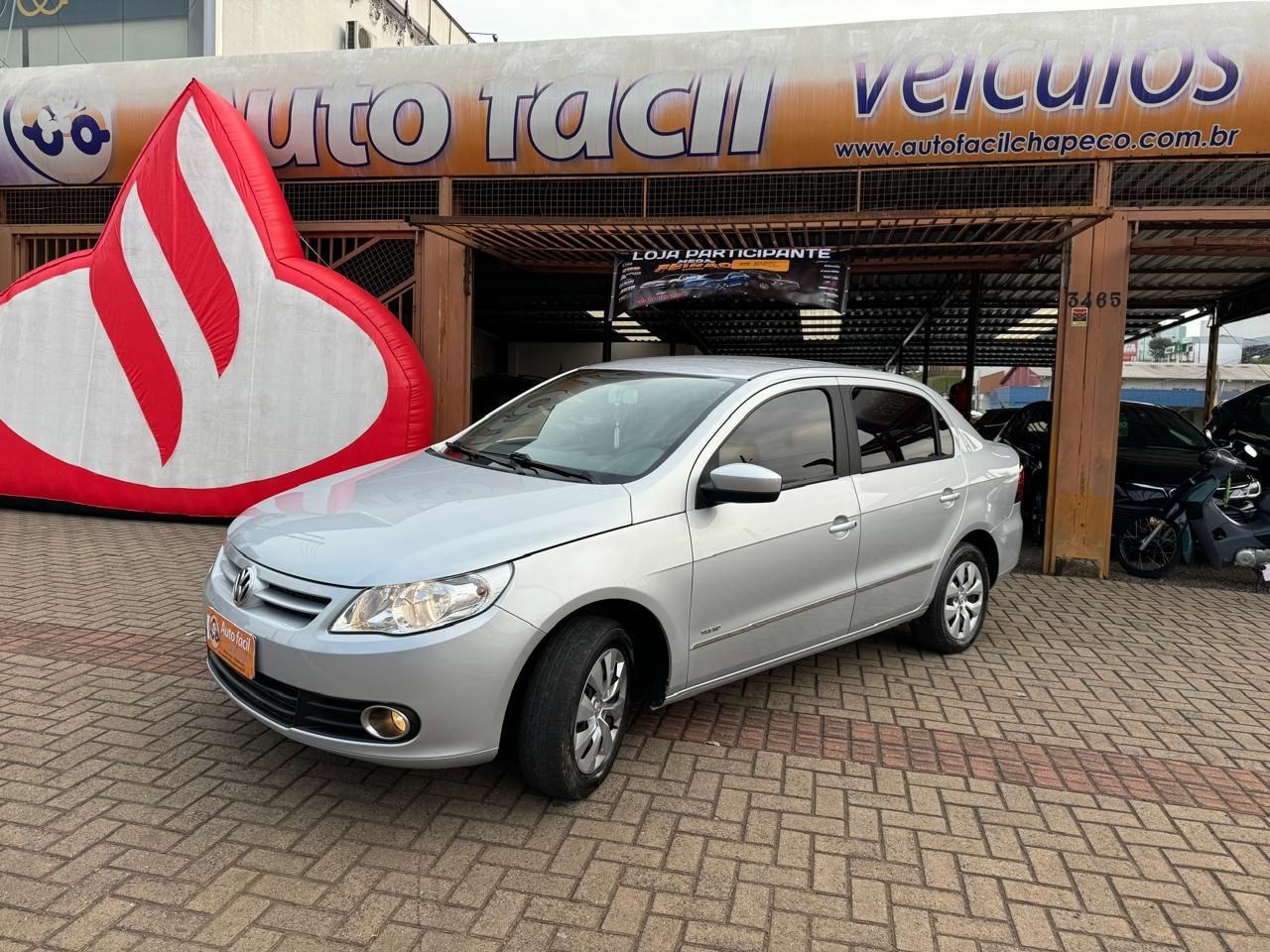 //www.autoline.com.br/carro/volkswagen/voyage-16-8v-flex-4p-i-motion/2013/chapeco-sc/24940769