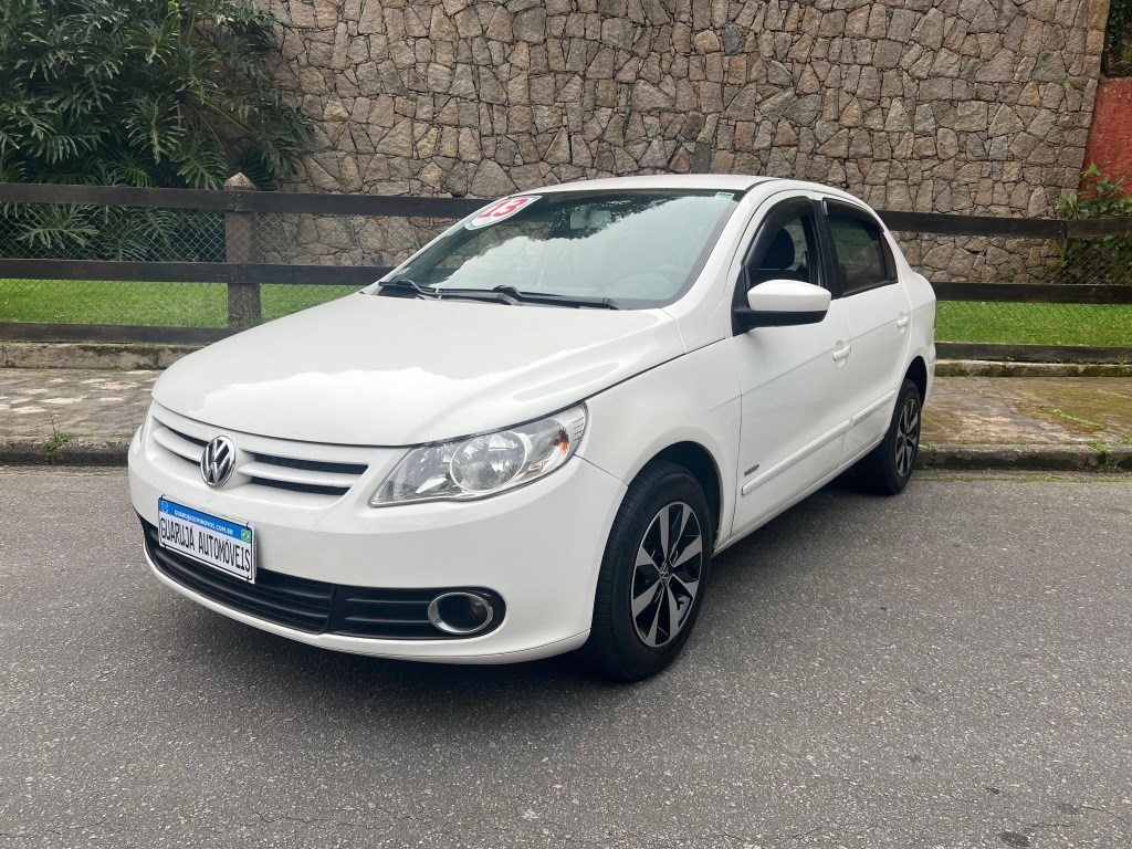 //www.autoline.com.br/carro/volkswagen/voyage-16-city-8v-flex-4p-manual/2013/guaruja-sp/24990014