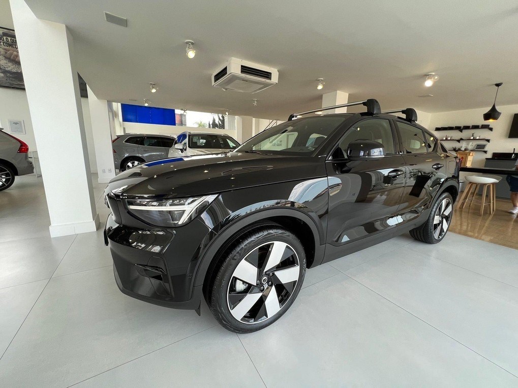 //www.autoline.com.br/carro/volvo/c40-bev-78-kwh-recharge-twin-ultimate-16v-eletric/2024/sao-paulo-sp/23626061