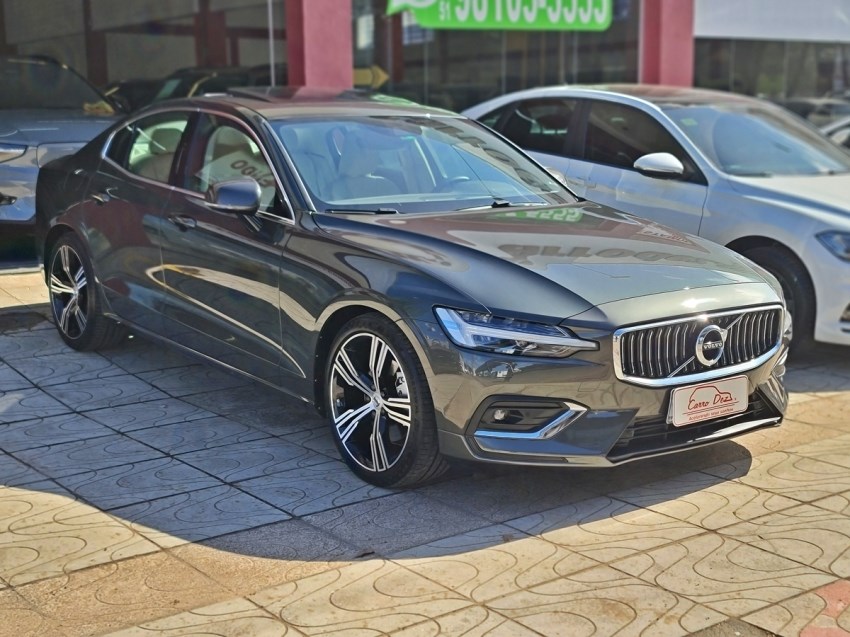 //www.autoline.com.br/carro/volvo/s60-20-t5-inscription-16v-gasolina-4p-turbo-autom/2020/novo-hamburgo-rs/24894270