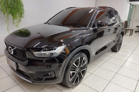 //www.autoline.com.br/carro/volvo/xc40-15-t5-recharge-r-design-12v-flex-4p-turbo-aut/2020/sao-paulo-sp/23538767