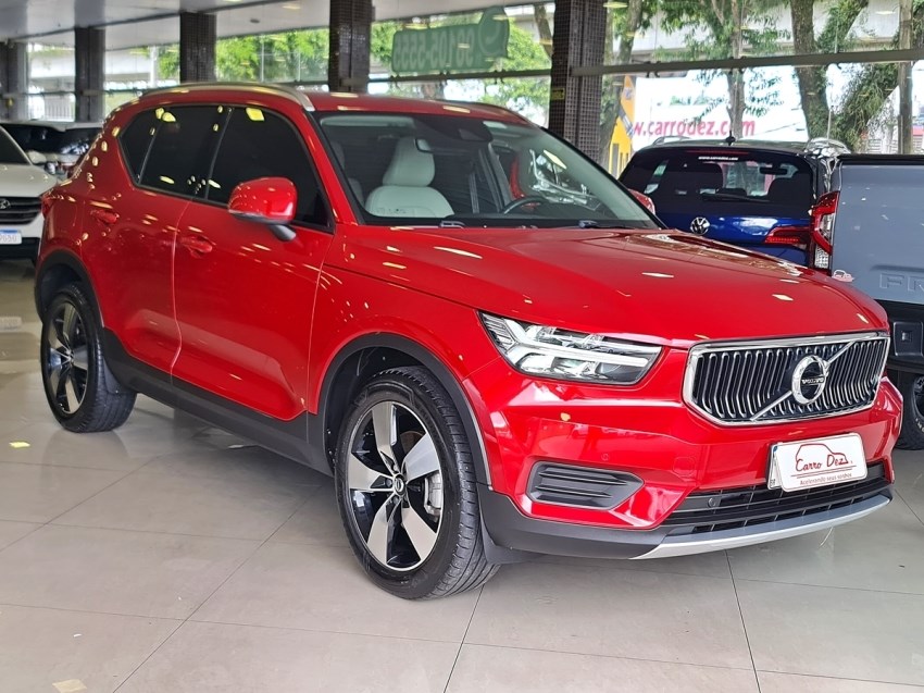 //www.autoline.com.br/carro/volvo/xc40-20-t4-momentum-16v-gasolina-4p-turbo-automati/2020/novo-hamburgo-rs/25016885