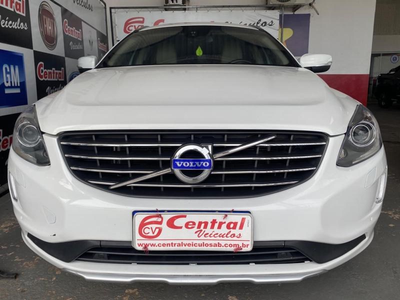 //www.autoline.com.br/carro/volvo/xc60-20-t5-dynamic-16v-gasolina-4p-turbo-powershif/2014/agua-boa-mt/24393428