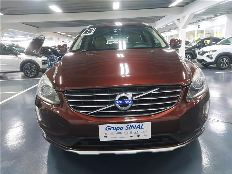 //www.autoline.com.br/carro/volvo/xc60-20-t5-dynamic-16v-gasolina-4p-turbo-powershif/2014/barueri-sp/24446046