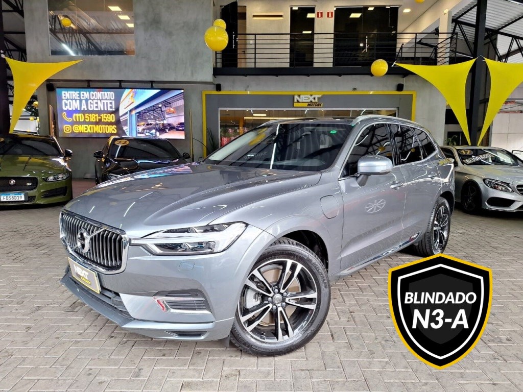 //www.autoline.com.br/carro/volvo/xc60-20-t8-recharge-momentum-16v-flex-4p-4x4-autom/2021/sao-paulo-sp/24775212