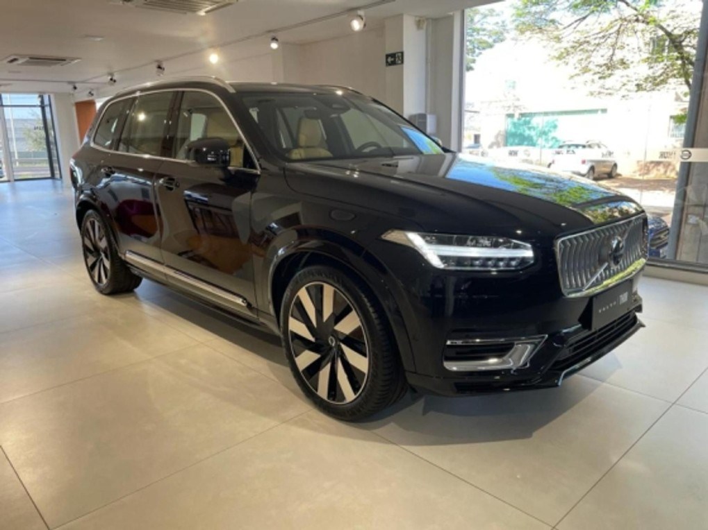 //www.autoline.com.br/carro/volvo/xc90-20-t8-recharge-plus-awd-16v-flex-4p-turbo-aut/2024/sao-paulo-sp/23626079