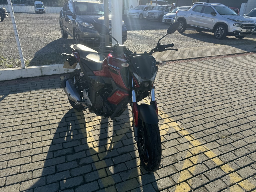 //www.autoline.com.br/moto/yamaha/fazer-250-flex/2023/santo-amaro-da-imperatriz-sc/24410123