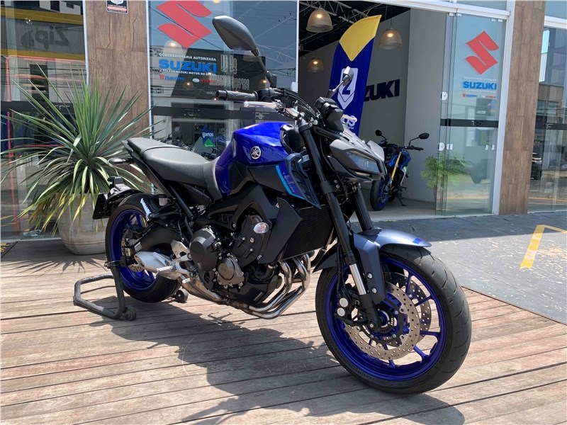 //www.autoline.com.br/moto/yamaha/mt-09-850-gas-mec-basico/2023/amparo-sp/24098342