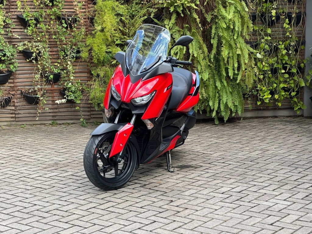 //www.autoline.com.br/moto/yamaha/xmax-250-abs/2023/santo-andre-sp/24044212