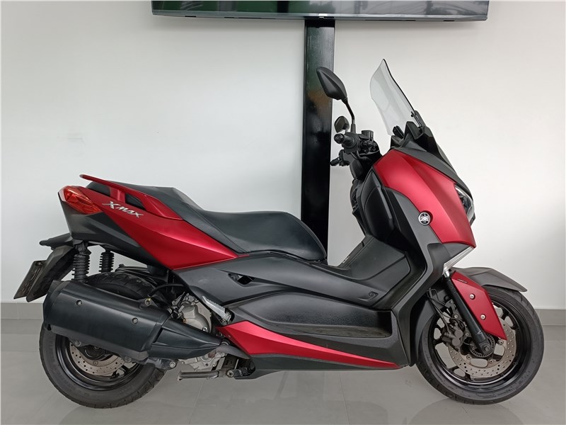 //www.autoline.com.br/moto/yamaha/xmax-250-abs/2021/rio-de-janeiro-rj/24530086