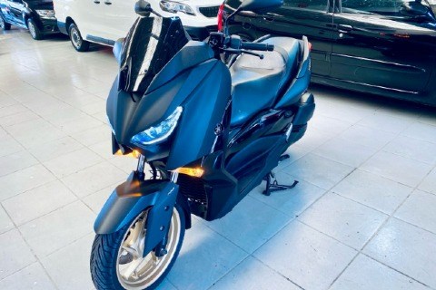 //www.autoline.com.br/moto/yamaha/xmax-250-abs/2021/sao-paulo-sp/24781294