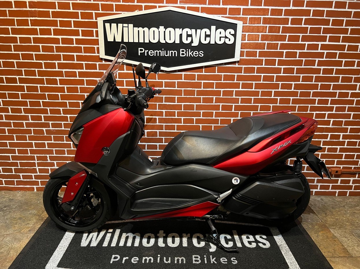 //www.autoline.com.br/moto/yamaha/xmax-250-abs/2021/sao-paulo-sp/24880635