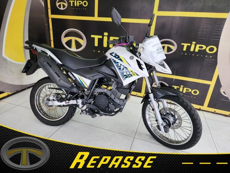 //www.autoline.com.br/moto/yamaha/xtz-150-crosser-s-etagas-mec-basico/2019/porto-alegre-rs/24651633
