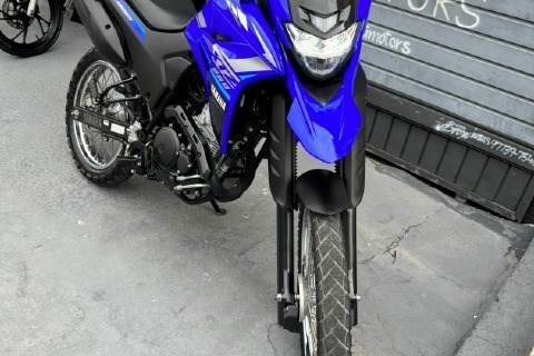 //www.autoline.com.br/moto/yamaha/xtz-250-landerblueflex-249-cc-etagas-mec-basi/2022/sao-paulo-sp/22639231